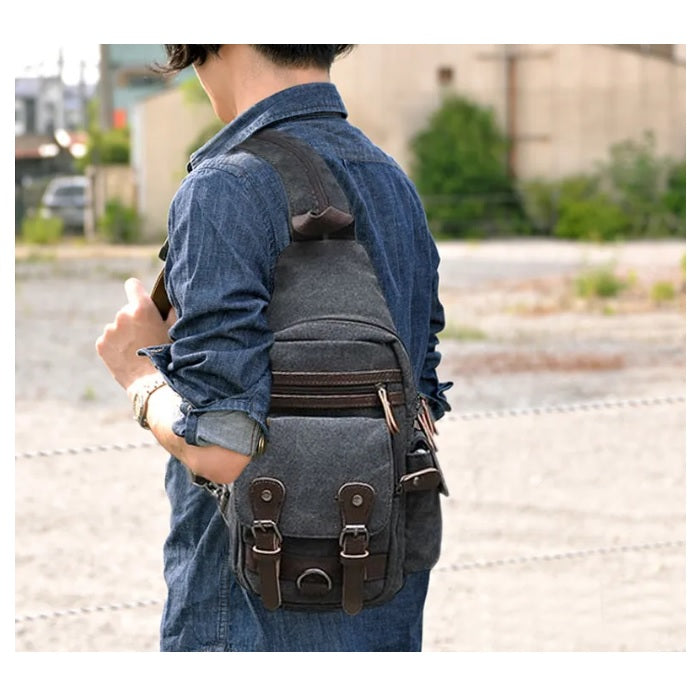 Mochila y cruzada Brújula
